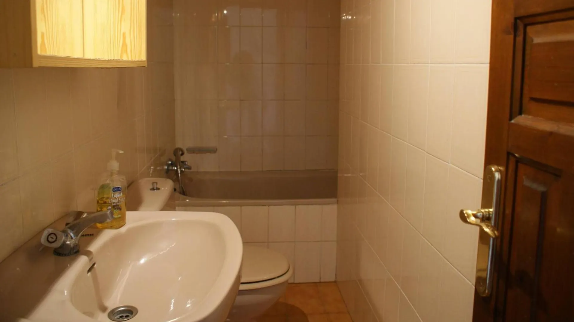 Holiday home Apartamento En Roses Parking Y Piscina Comunitaria